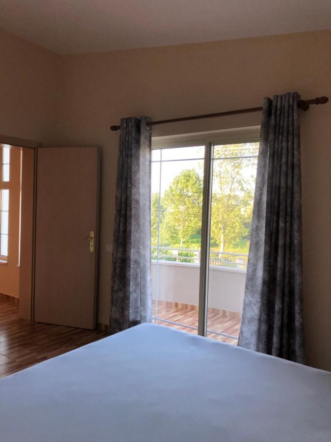 Sunnyside Villa Драч Екстериор снимка